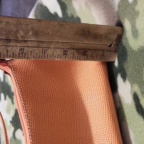 Peach Purse - Picture 4 of 12